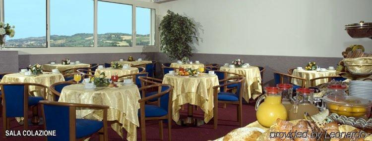 Hotel Sailing Center مالتشيزينيه المظهر الخارجي الصورة
